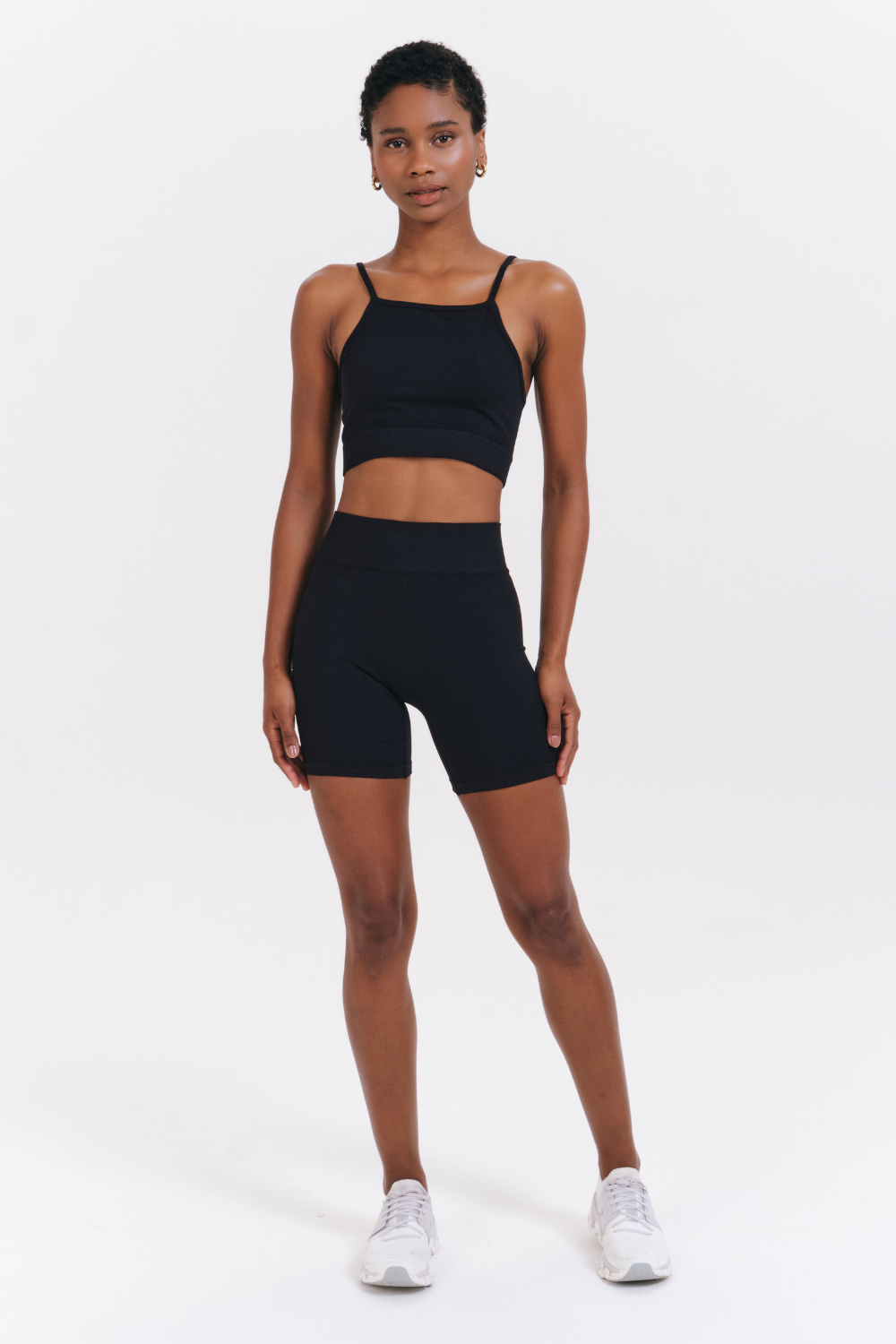 TOP CROPPED FLOW SEM COSTURA PRETO