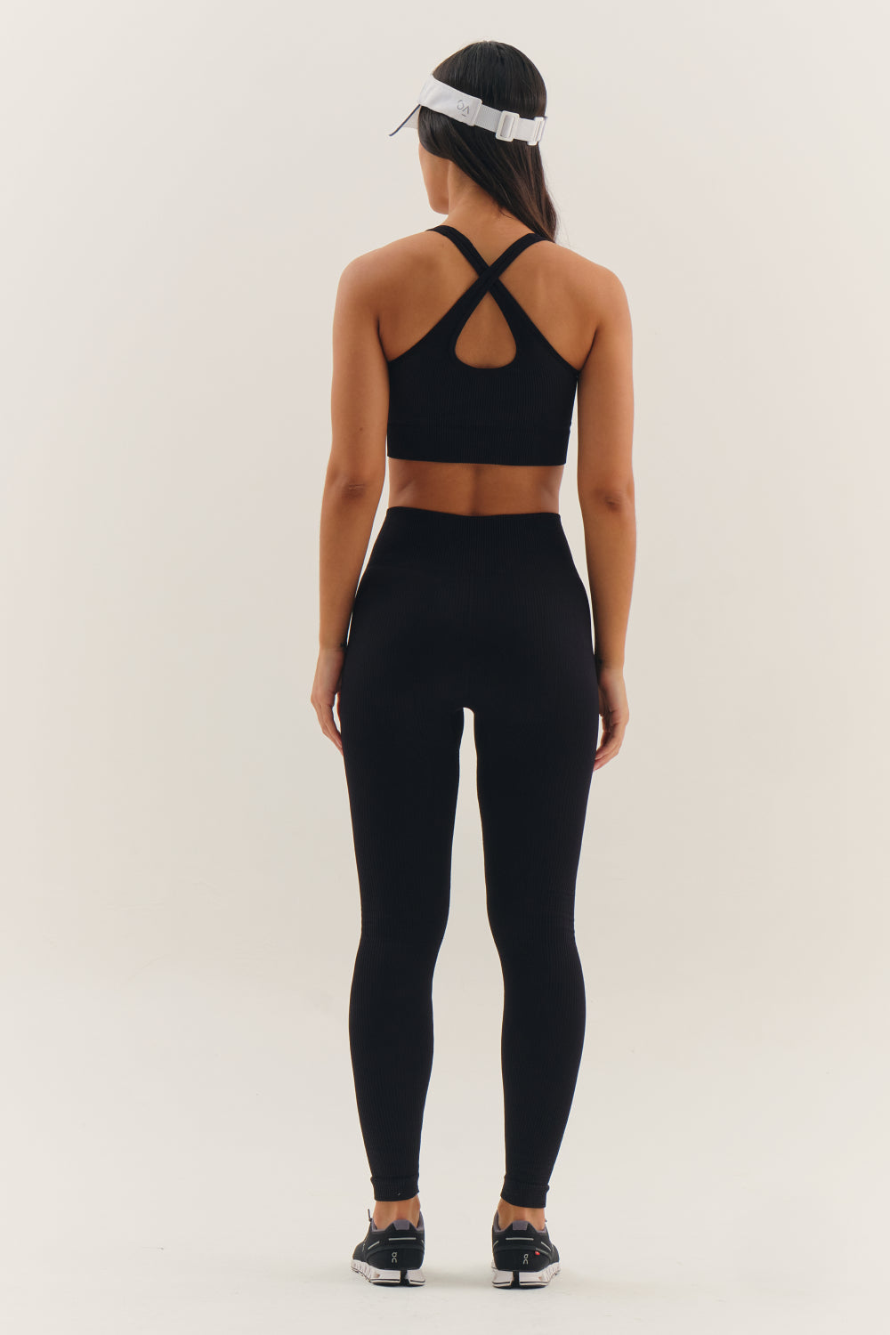 TOP CANELADO CROSSBACK SEM COSTURA PREMIUM PRETO