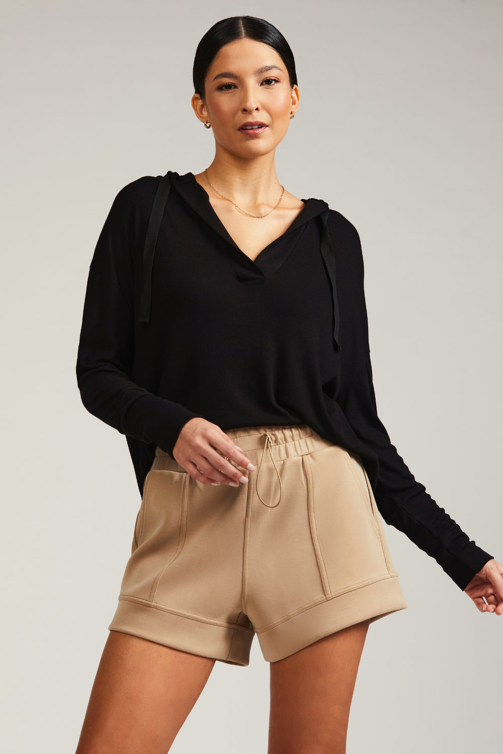 SHORTS SCUBA CARAMELO