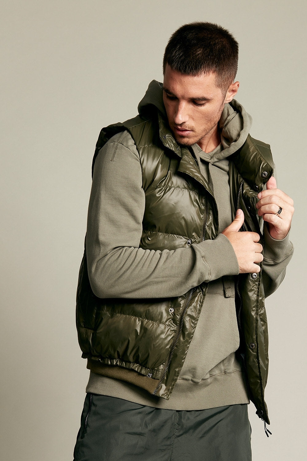 MILITAR