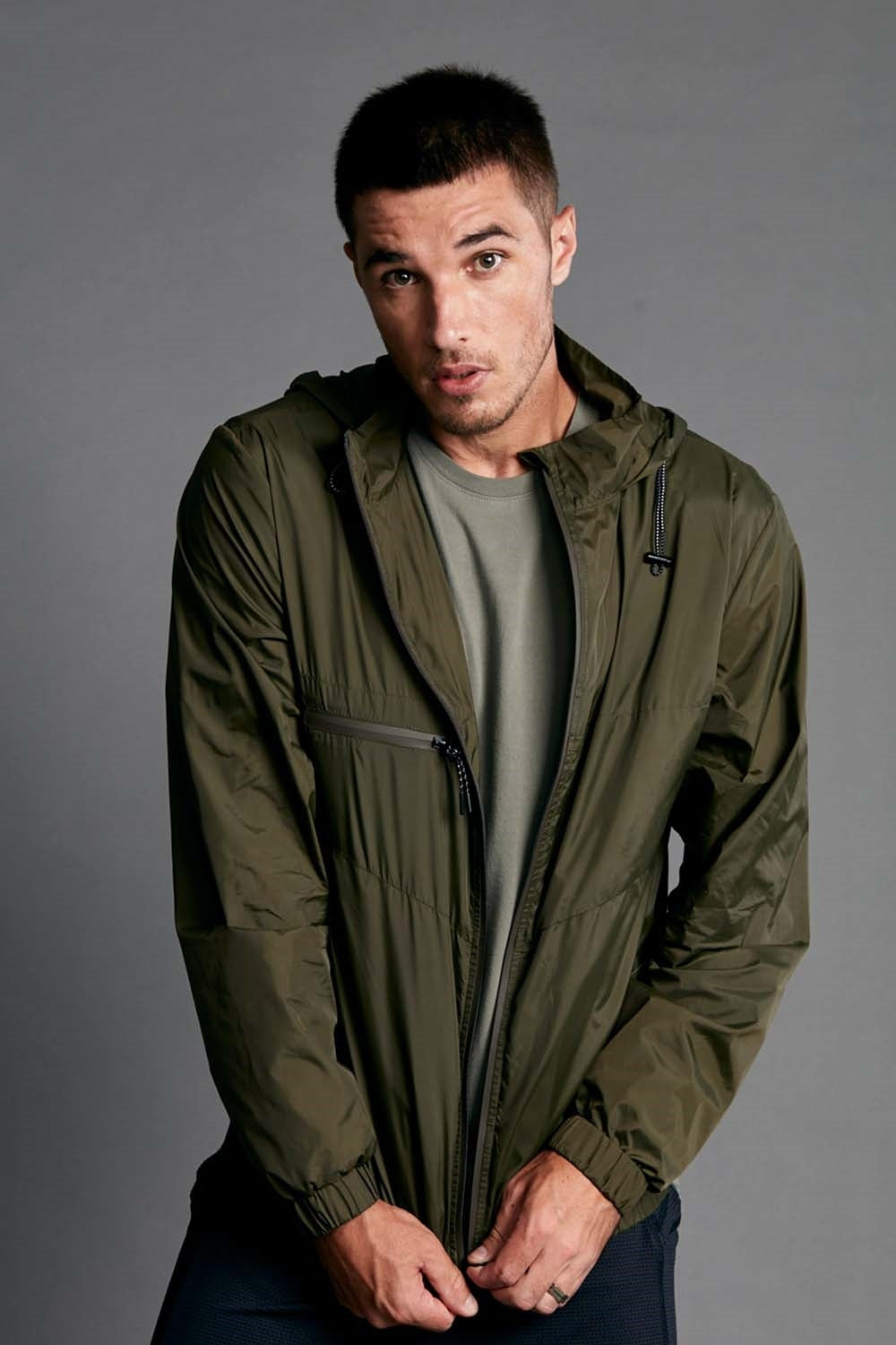 MILITAR