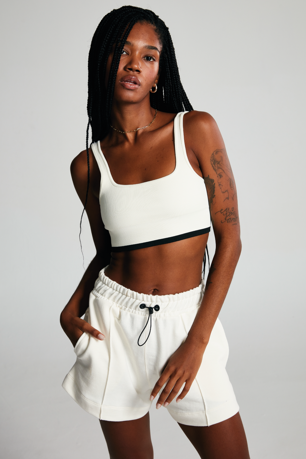 OFF WHITE